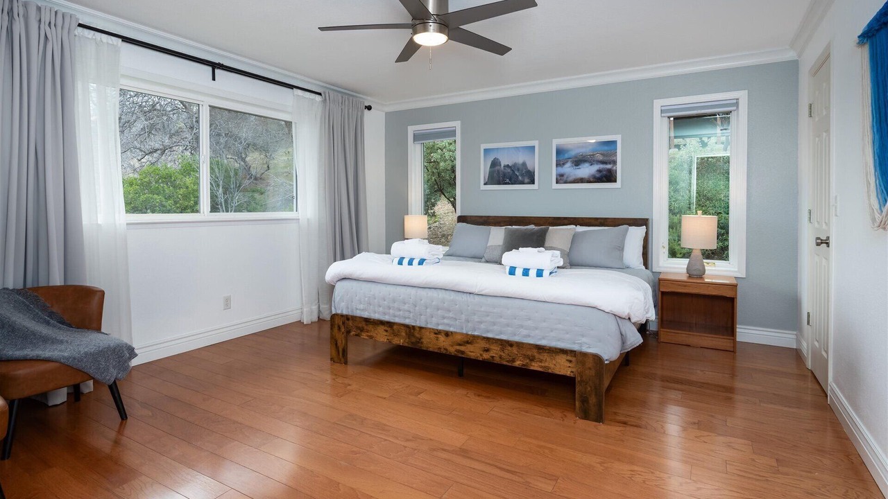 Photo of Bedroom in Oakhurst