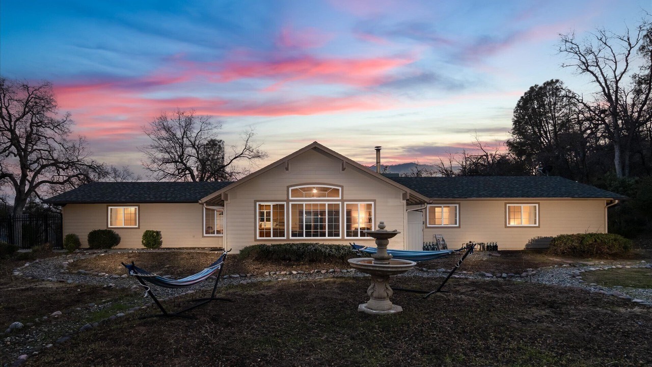 Photo of Outdoor in Oakhurst