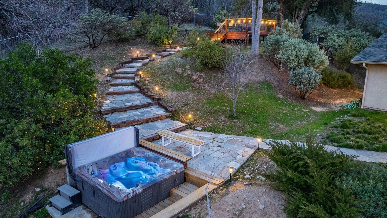 Photo of Outdoor in Oakhurst
