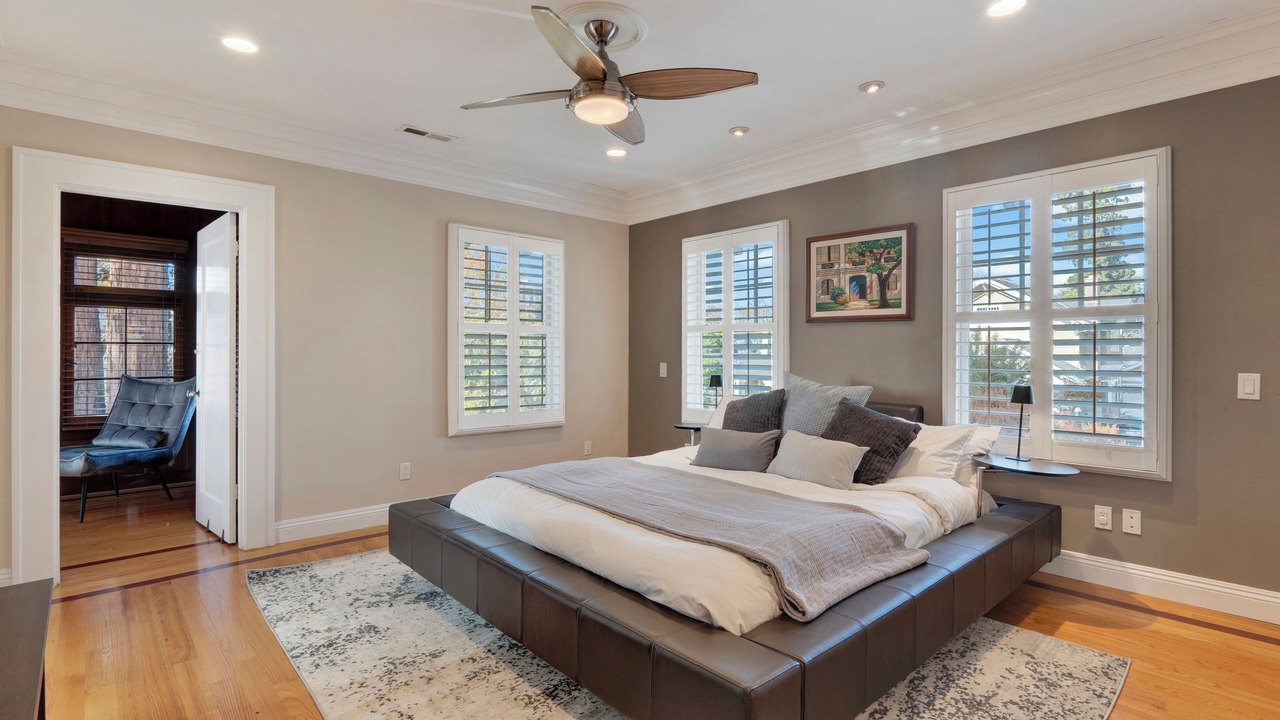 Photo of Bedroom in Shasta-Hanchett Park