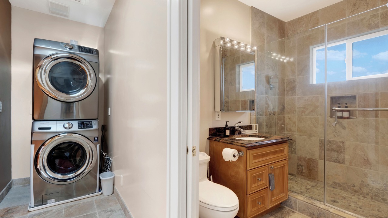 Photo of Bathroom in Shasta-Hanchett Park