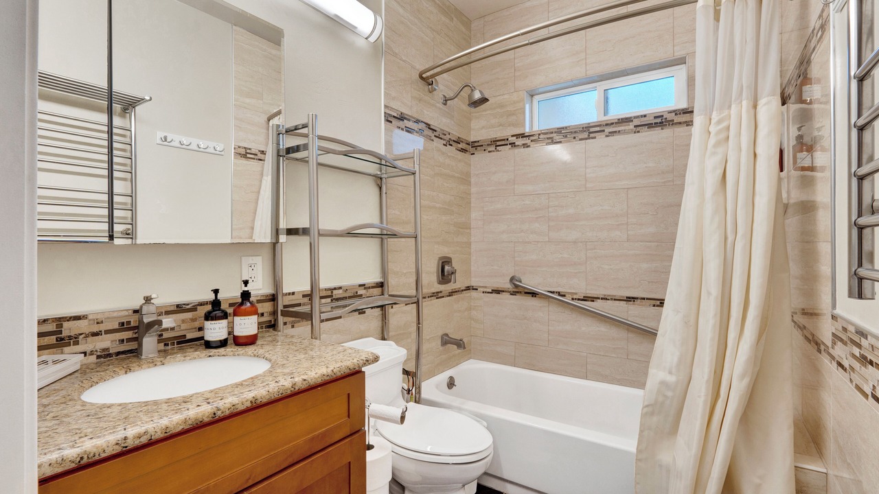 Photo of Bathroom in Shasta-Hanchett Park