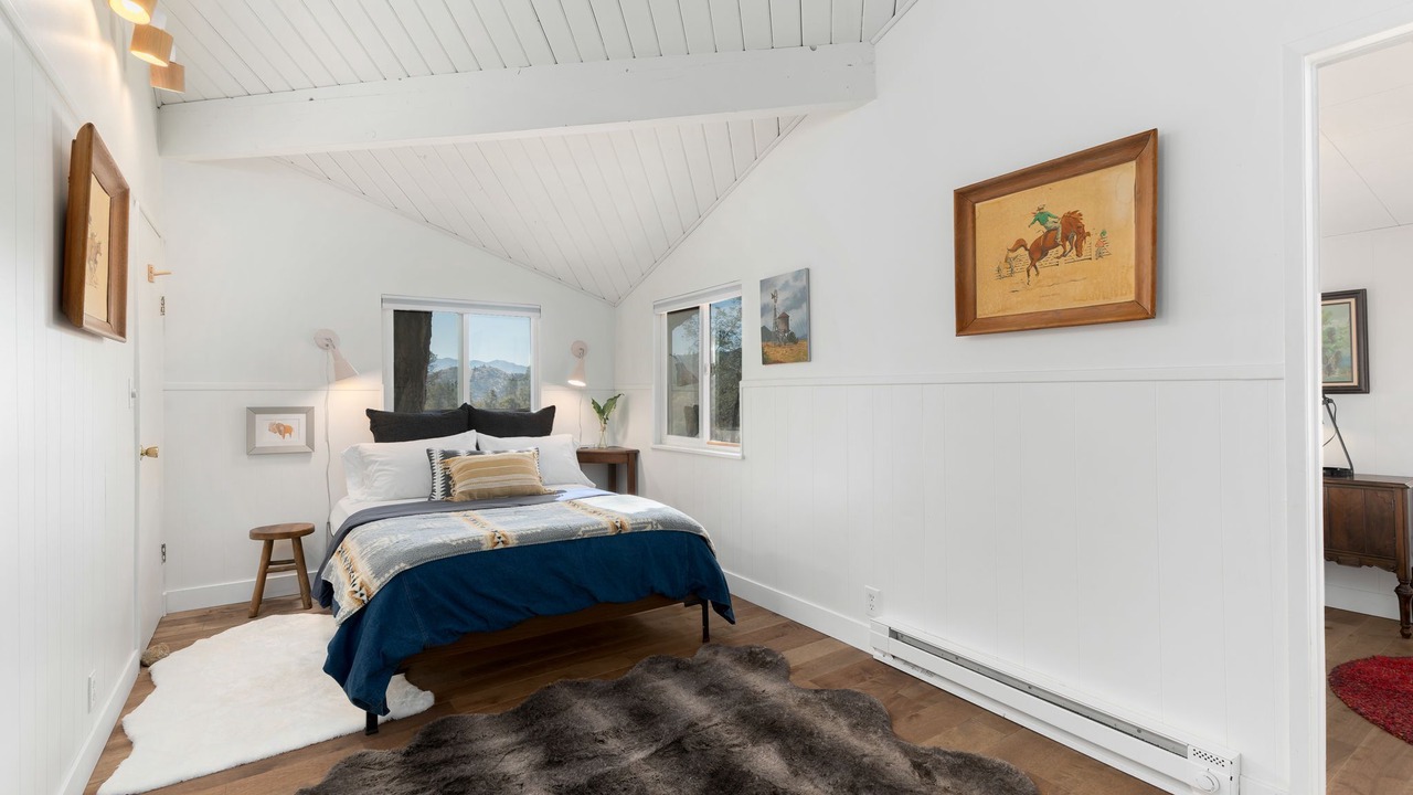 Photo of Bedroom in Wofford Heights