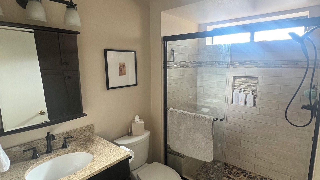 Photo of Bathroom in Groveland