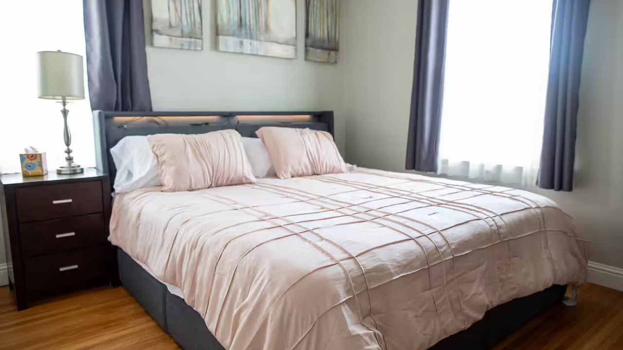 Photo of Bedroom in Riviera - Westchester