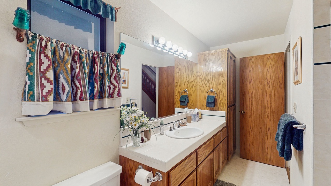 Photo of Bathroom in Sierra Cedars