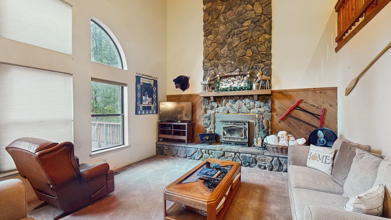 Photo of Livingroom in Sierra Cedars