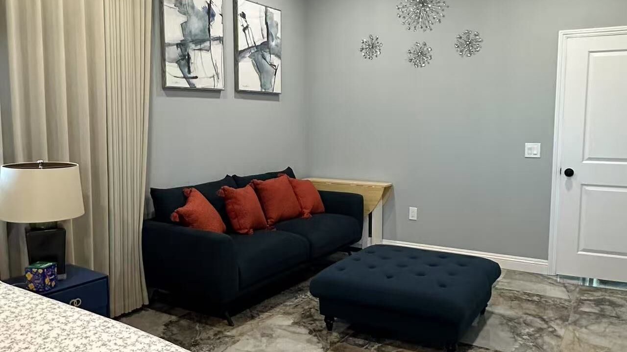Photo of Livingroom in Park Village