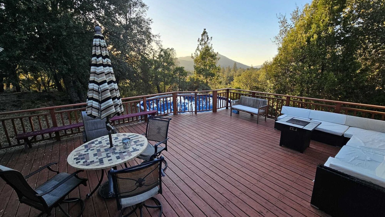 Photo of Outdoor in Oakhurst