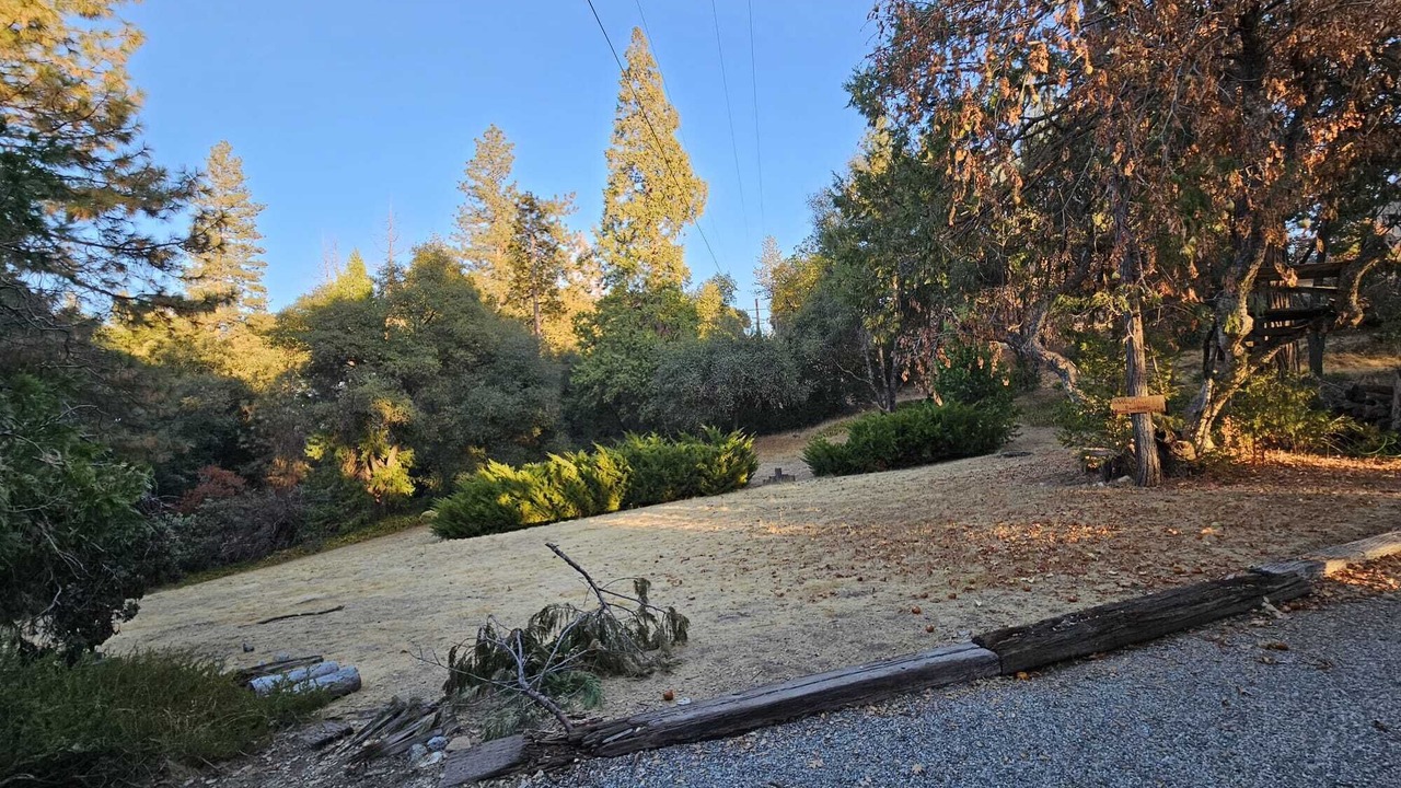 Photo of Others in Oakhurst