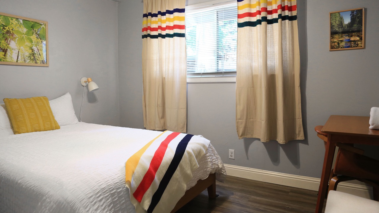 Photo of Bedroom in Glencoe