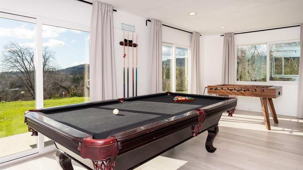 Photo of Bedroom in Oakhurst