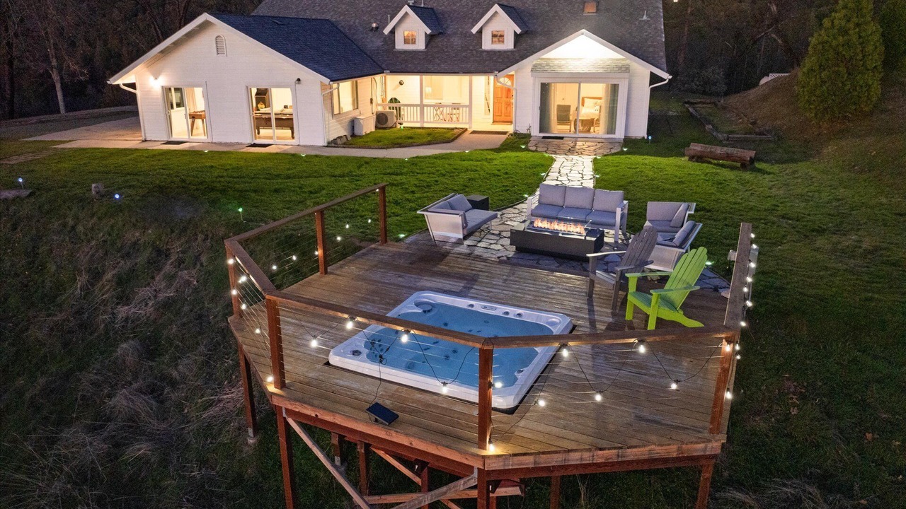 Photo of Outdoor in Oakhurst