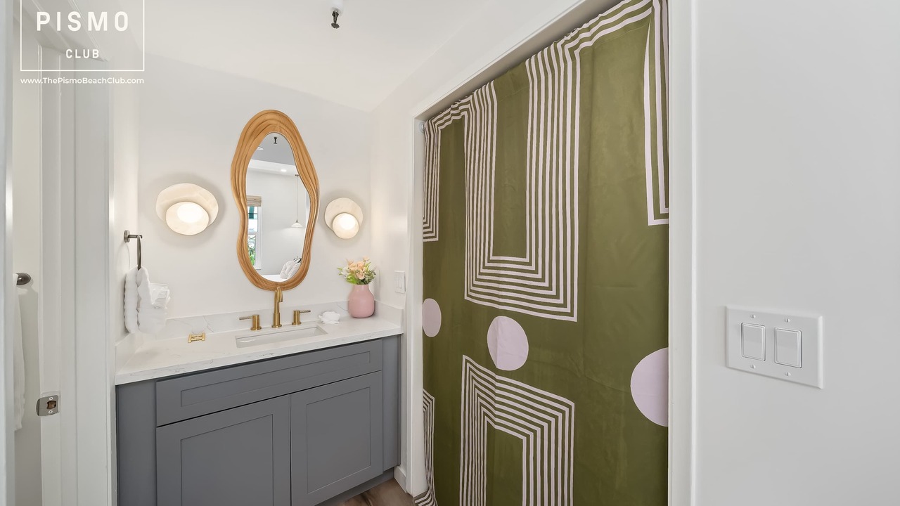 Photo of Bathroom in Downtown