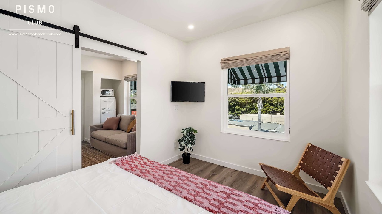 Photo of Bedroom in Downtown