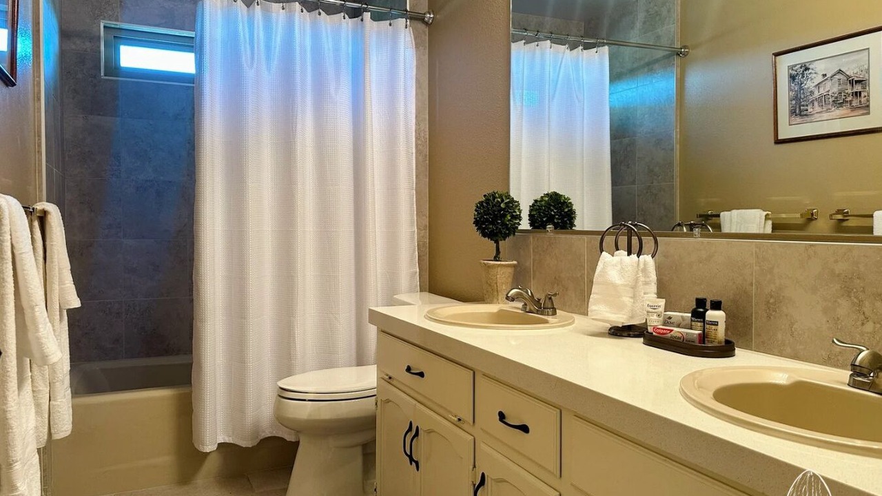 Photo of Bathroom in Central Valley