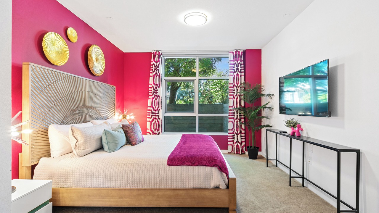 Photo of Bedroom in Carthay Circle
