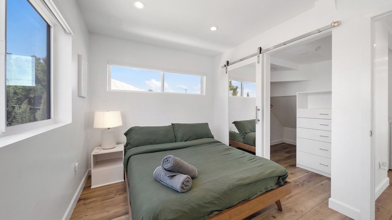 Photo of Bedroom in Mid City