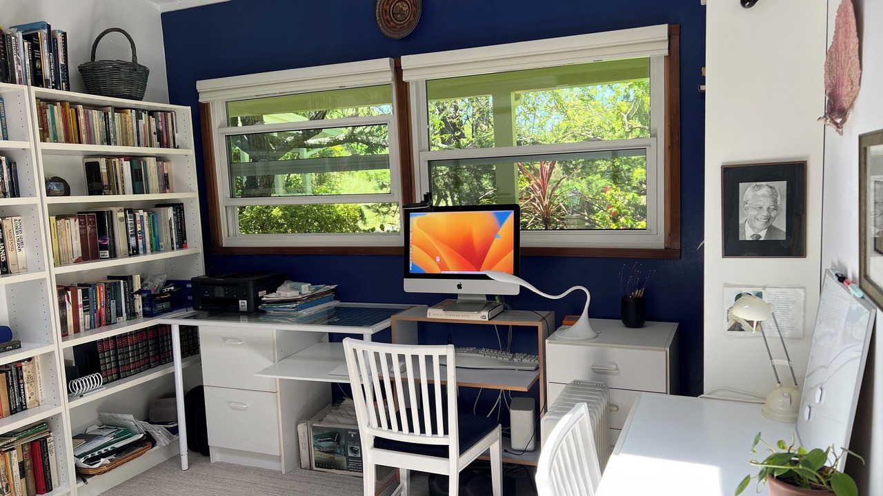 Photo of Bedroom in Monterey Ter