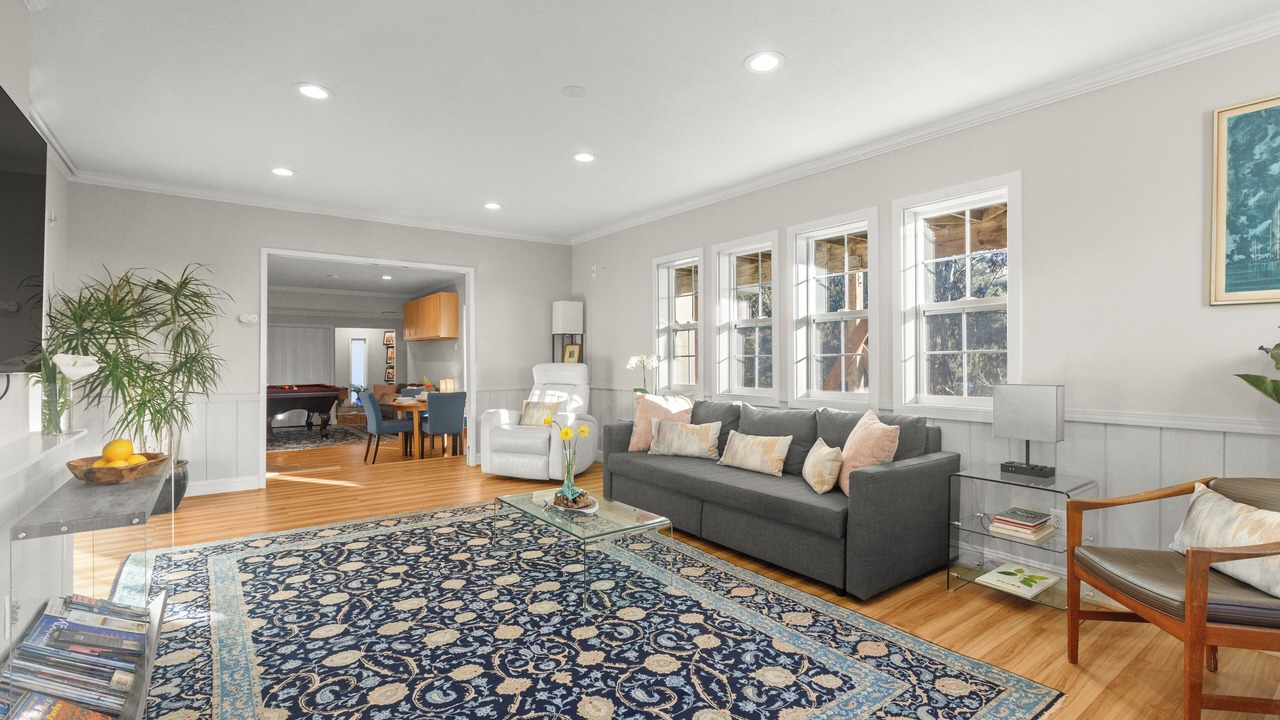 Photo of Livingroom in Merriewood