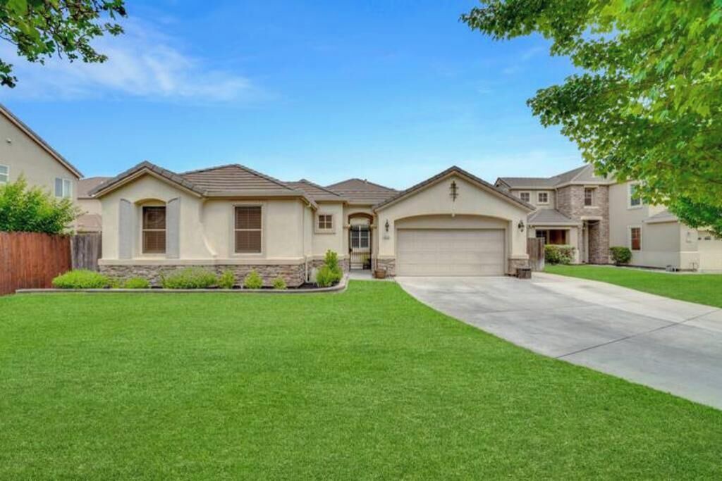 Photo of Outdoor in Manteca