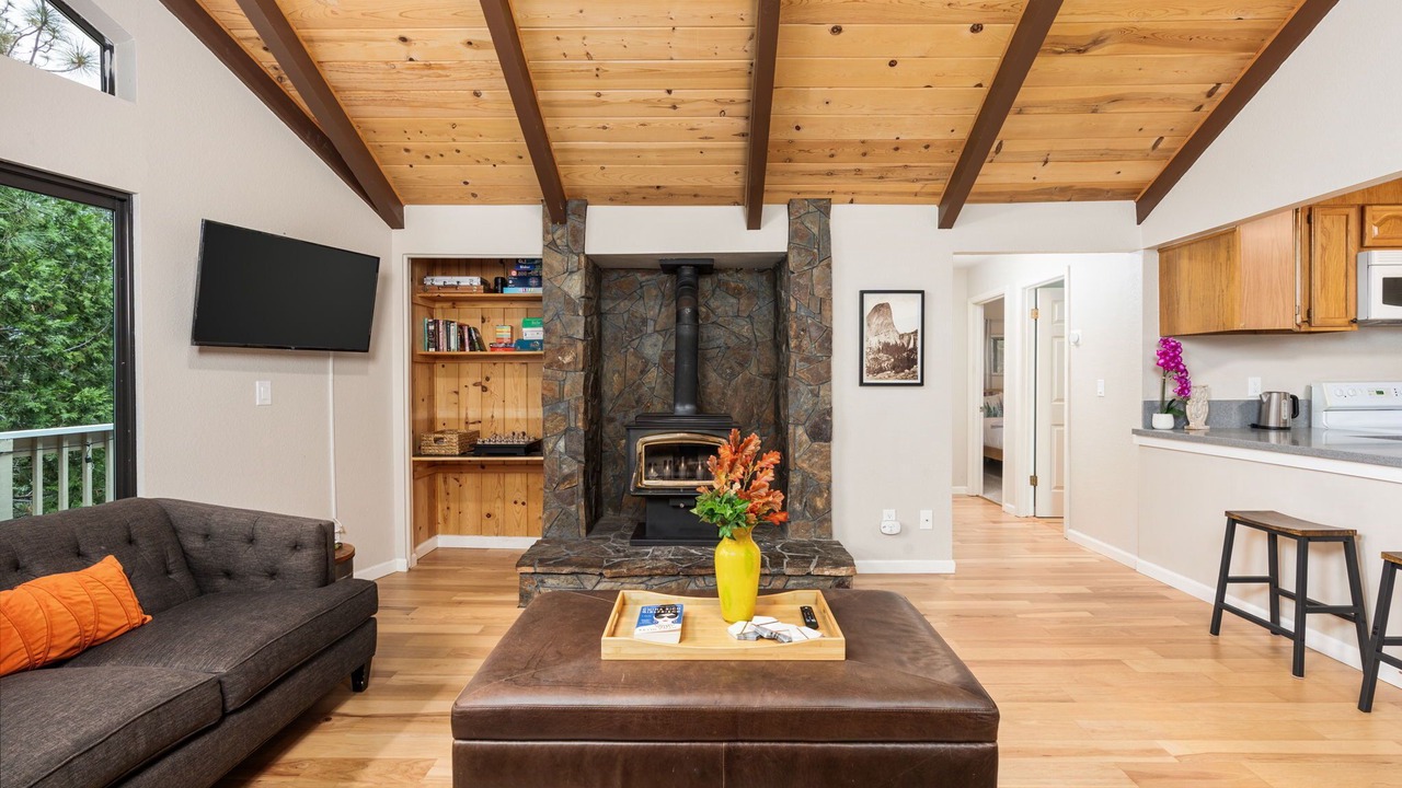 Photo of Livingroom in Groveland