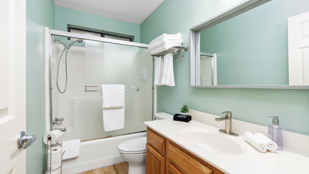 Photo of Bathroom in Groveland