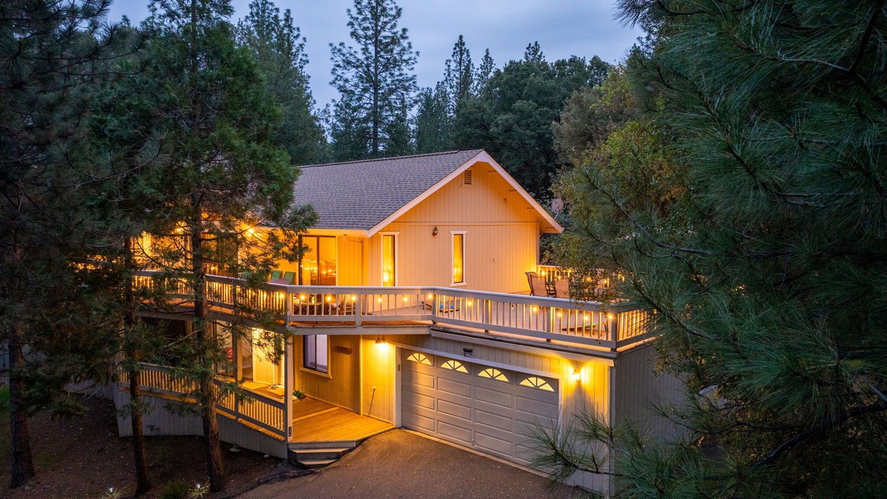 Photo of Outdoor in Groveland