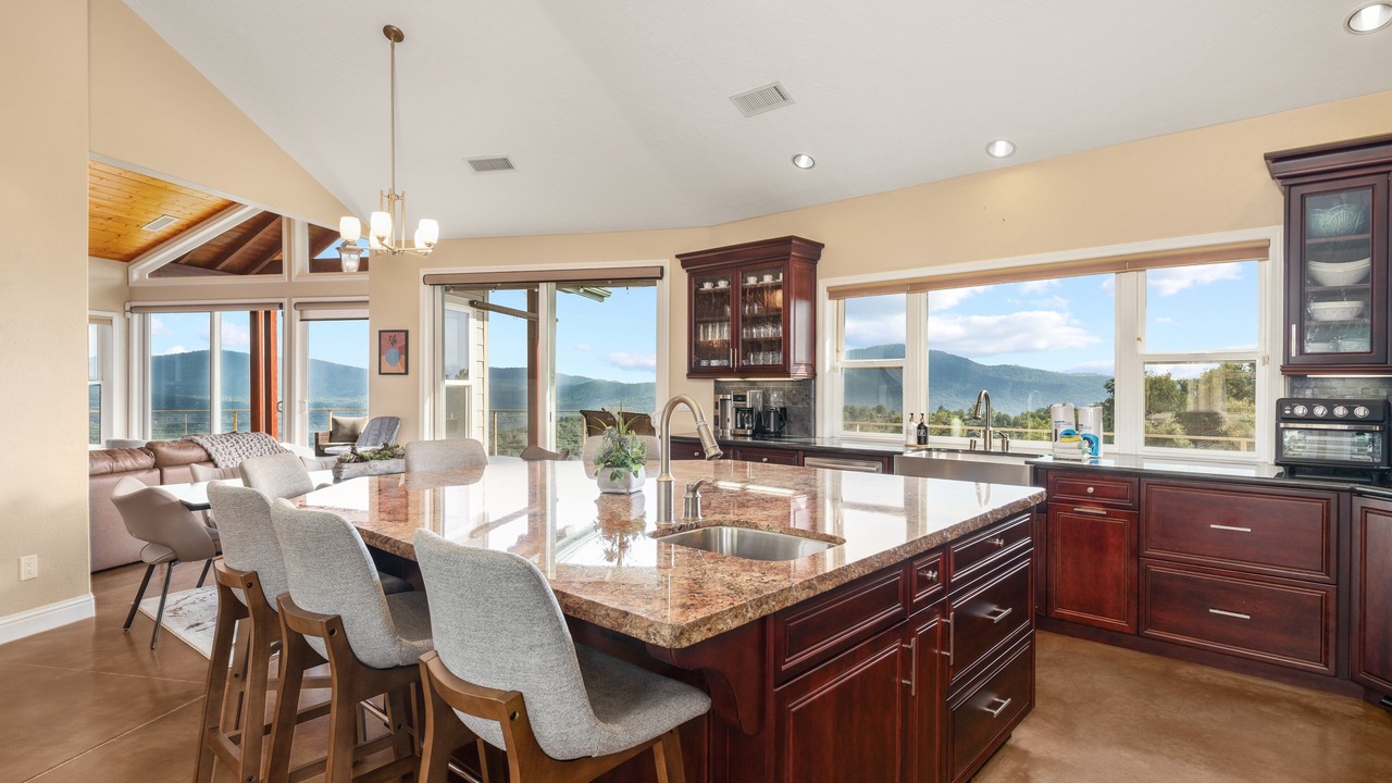 Photo of Kitchen in Oakhurst