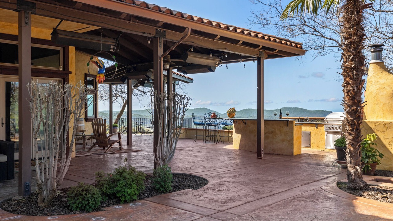 Photo of Patio Balcony in Angels Camp
