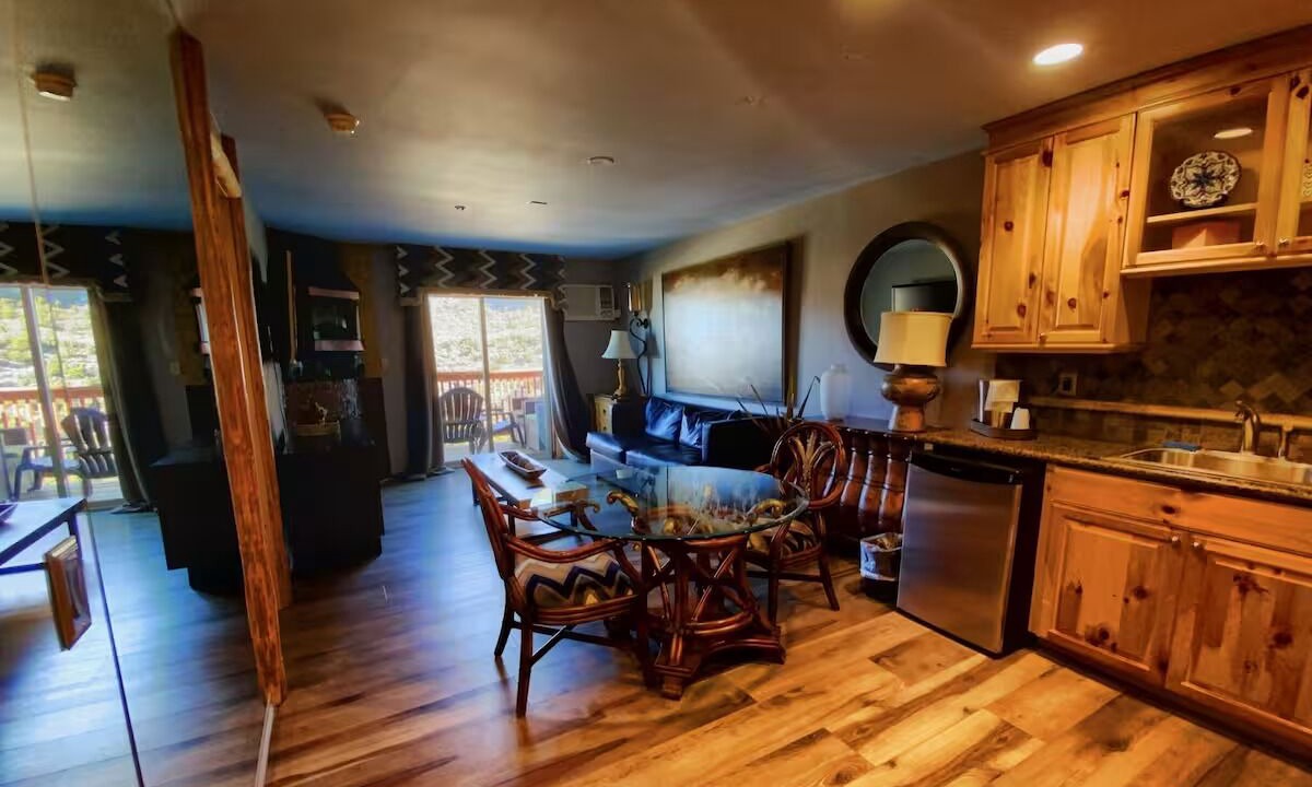 Photo of Livingroom in Mount Charleston