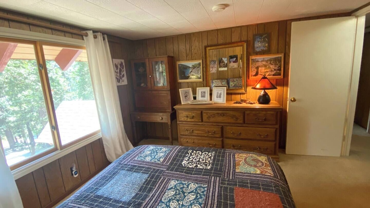 Photo of Bedroom in Long Barn