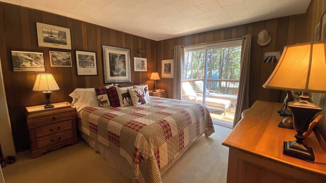 Photo of Bedroom in Long Barn