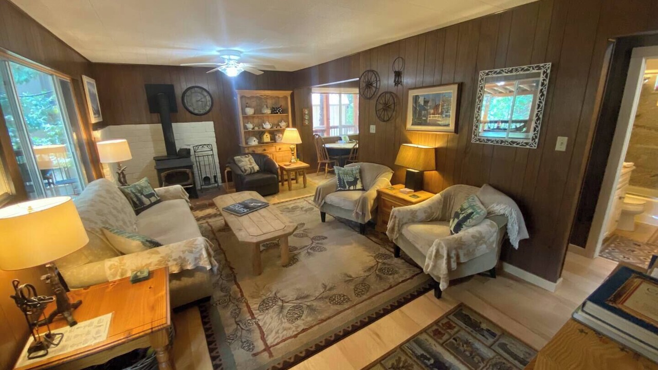 Photo of Livingroom in Long Barn