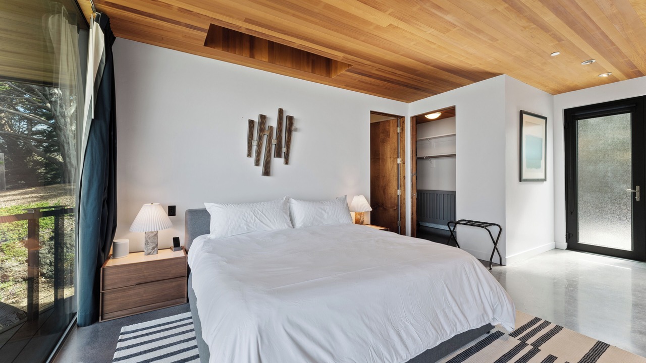 Photo of Bedroom in San Simeon