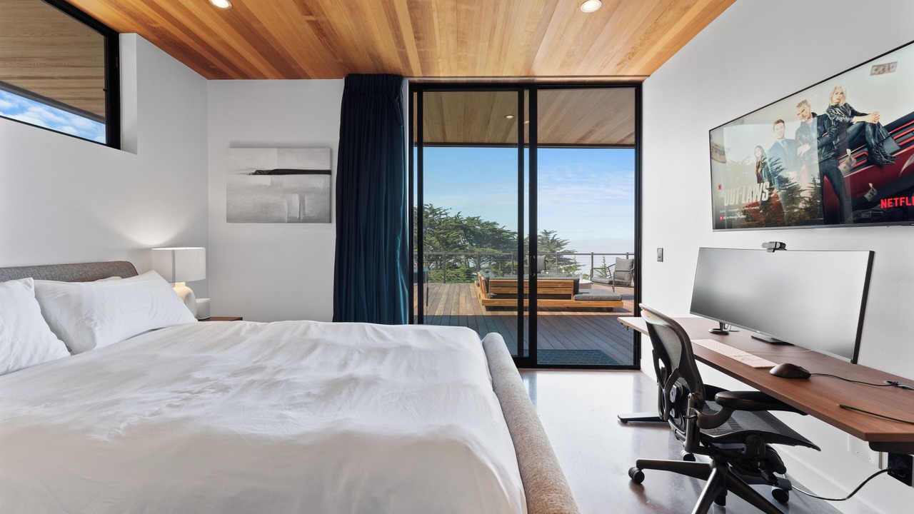 Photo of Bedroom in San Simeon