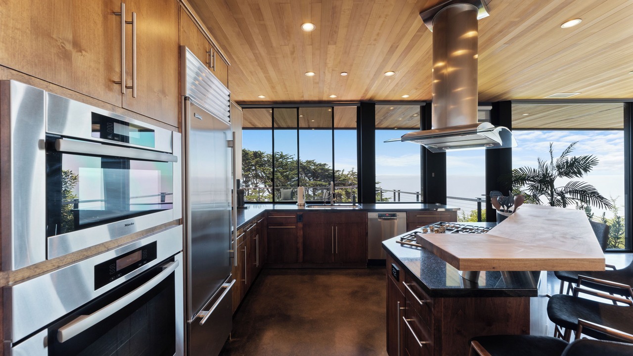 Photo of Kitchen in San Simeon