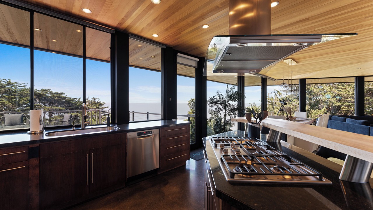 Photo of Kitchen in San Simeon