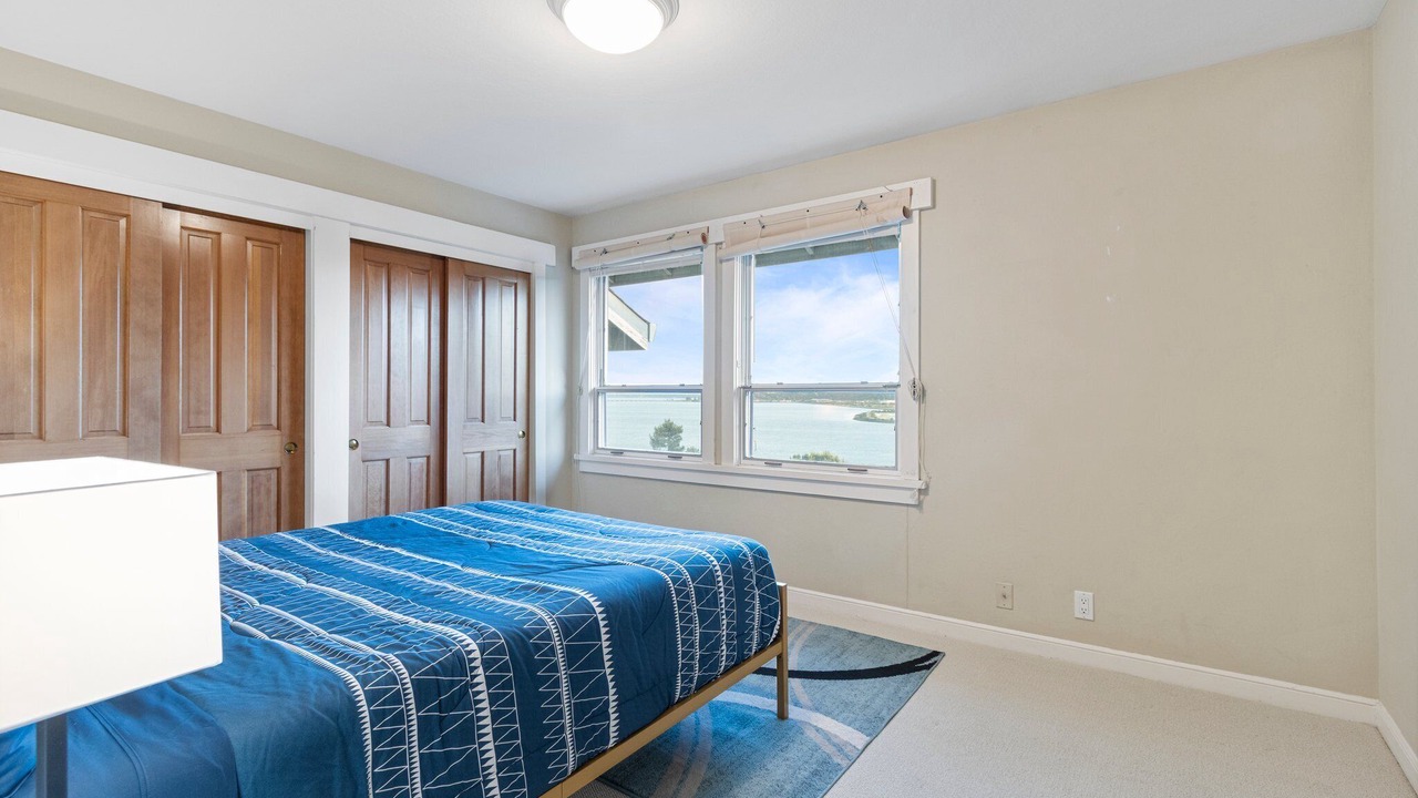 Photo of Bedroom in Country Club