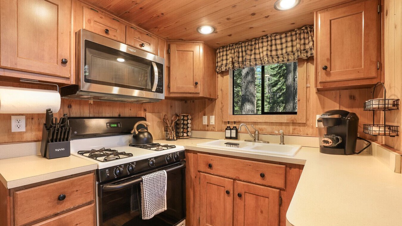 Photo of Others in Tahoe Valley