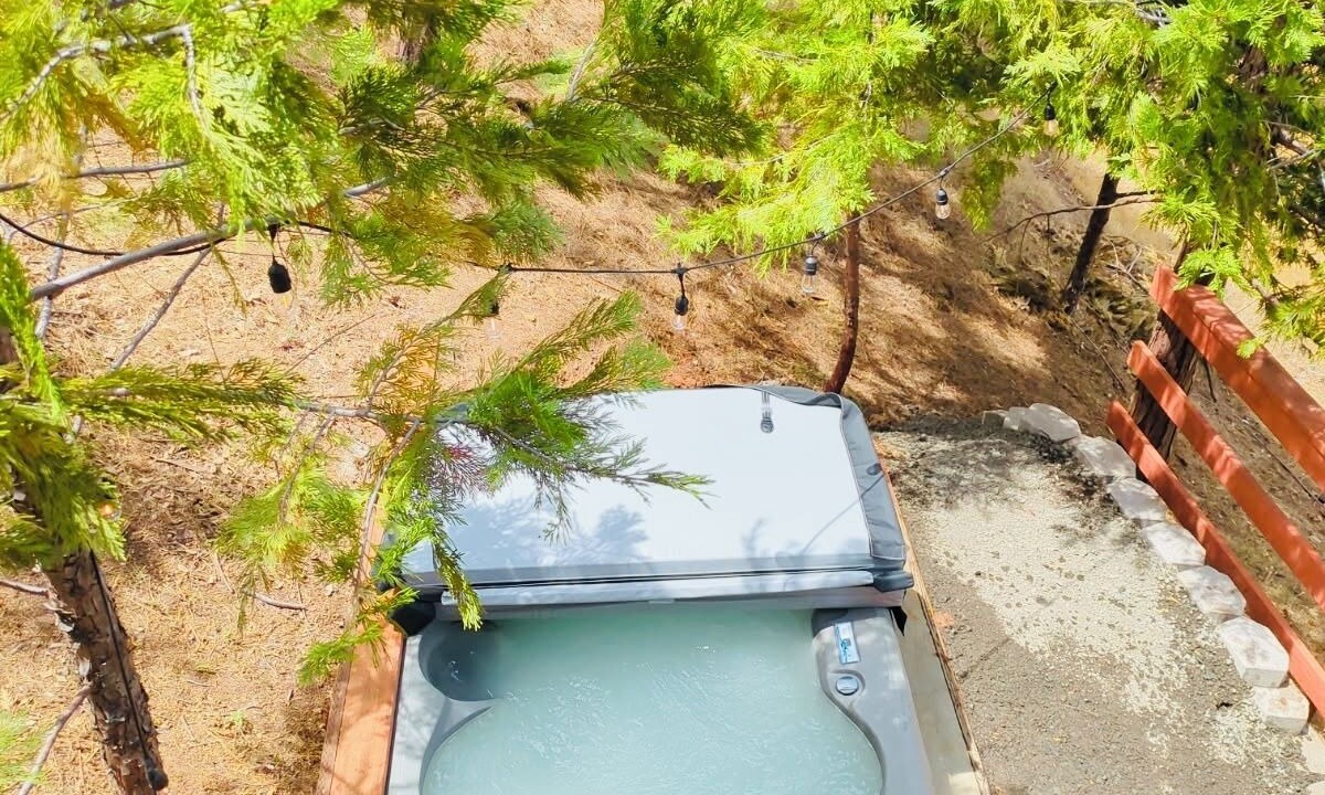 Photo of Outdoor in Groveland