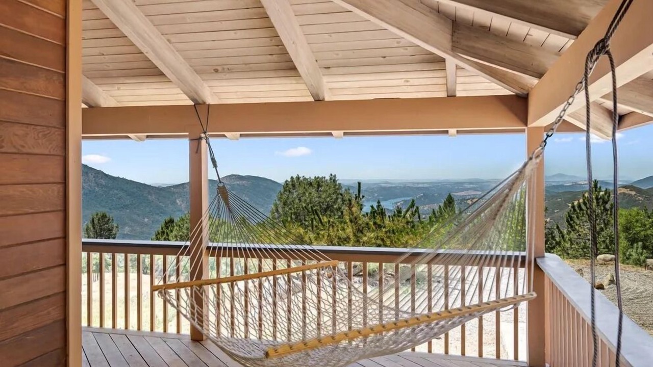 Photo of Outdoor in Groveland