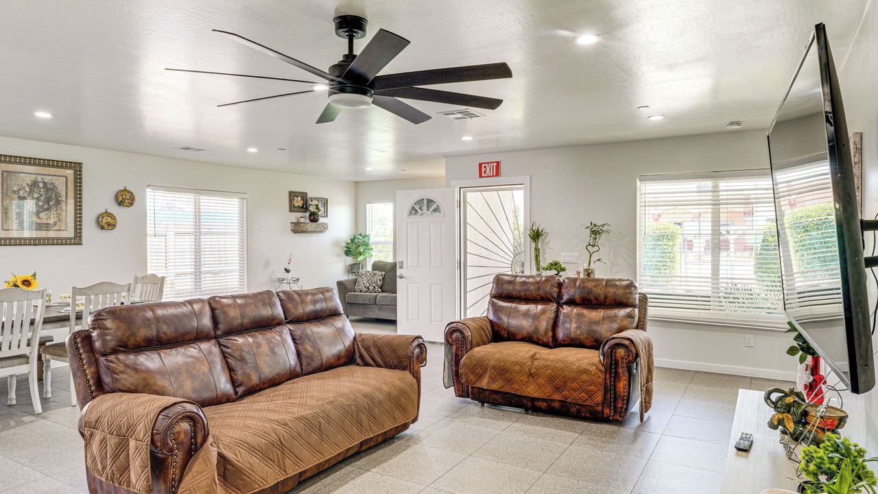 Photo of Bedroom in Bakersfield