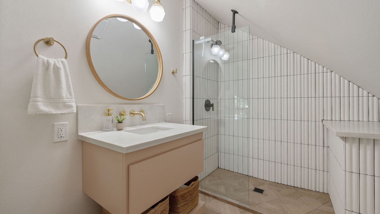 Photo of Bathroom in Sanger