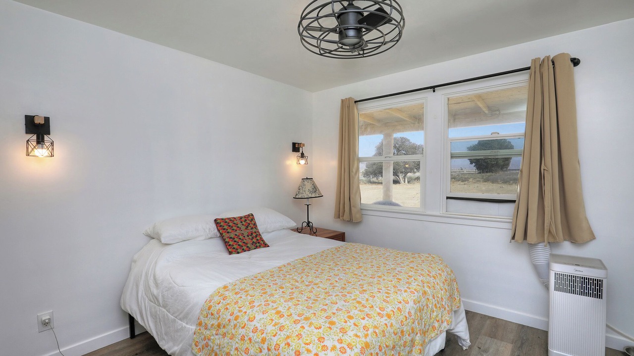 Photo of Bedroom in New Cuyama