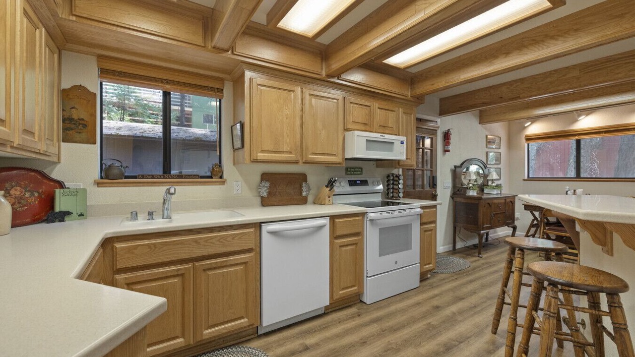 Photo of Kitchen in Long Barn