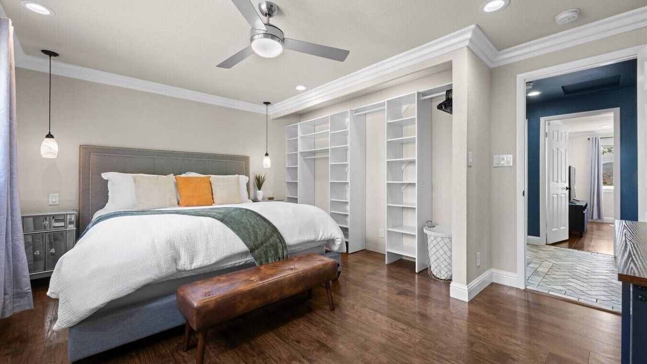 Photo of Bedroom in West University