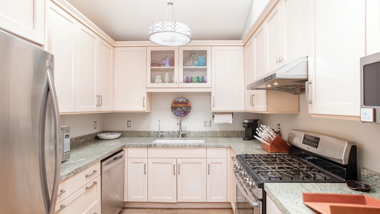 Photo of Kitchen in Motel District