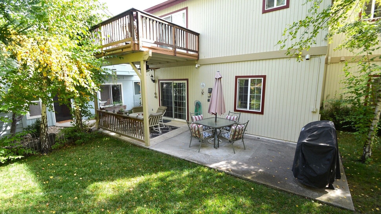 Photo of Outdoor in Bass Lake