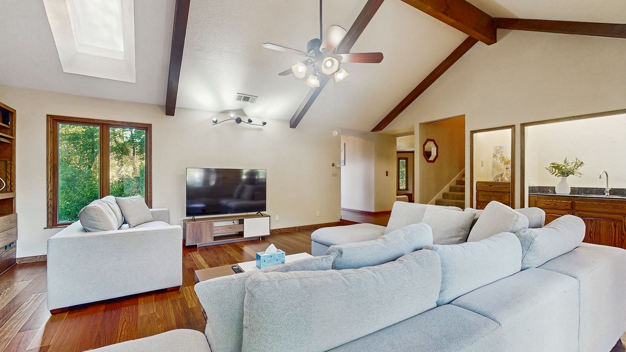 Photo of Livingroom in Coarsegold